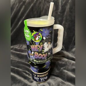 Buc-ee’s Glow in the Dark 2024 Halloween Tumbler Yukon Outfitters